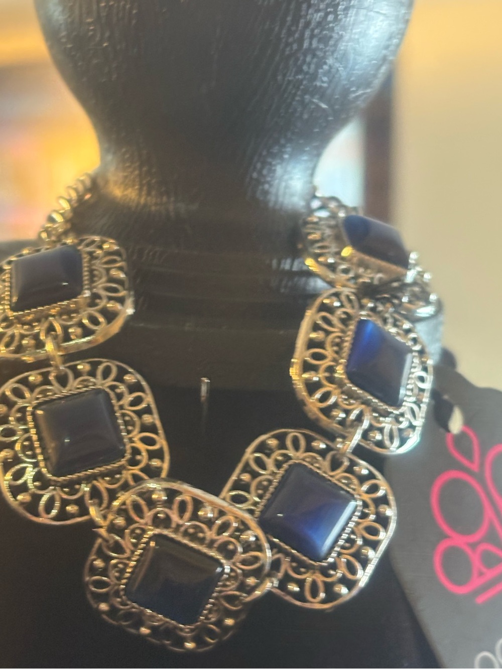 Elegant Women’s Statement Necklace with Blue Stones